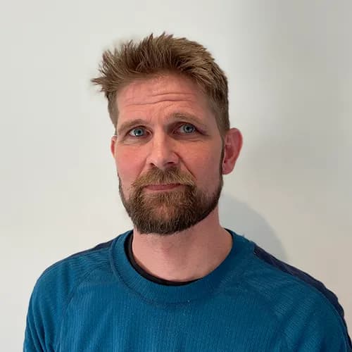 Marcus, rörmokare.